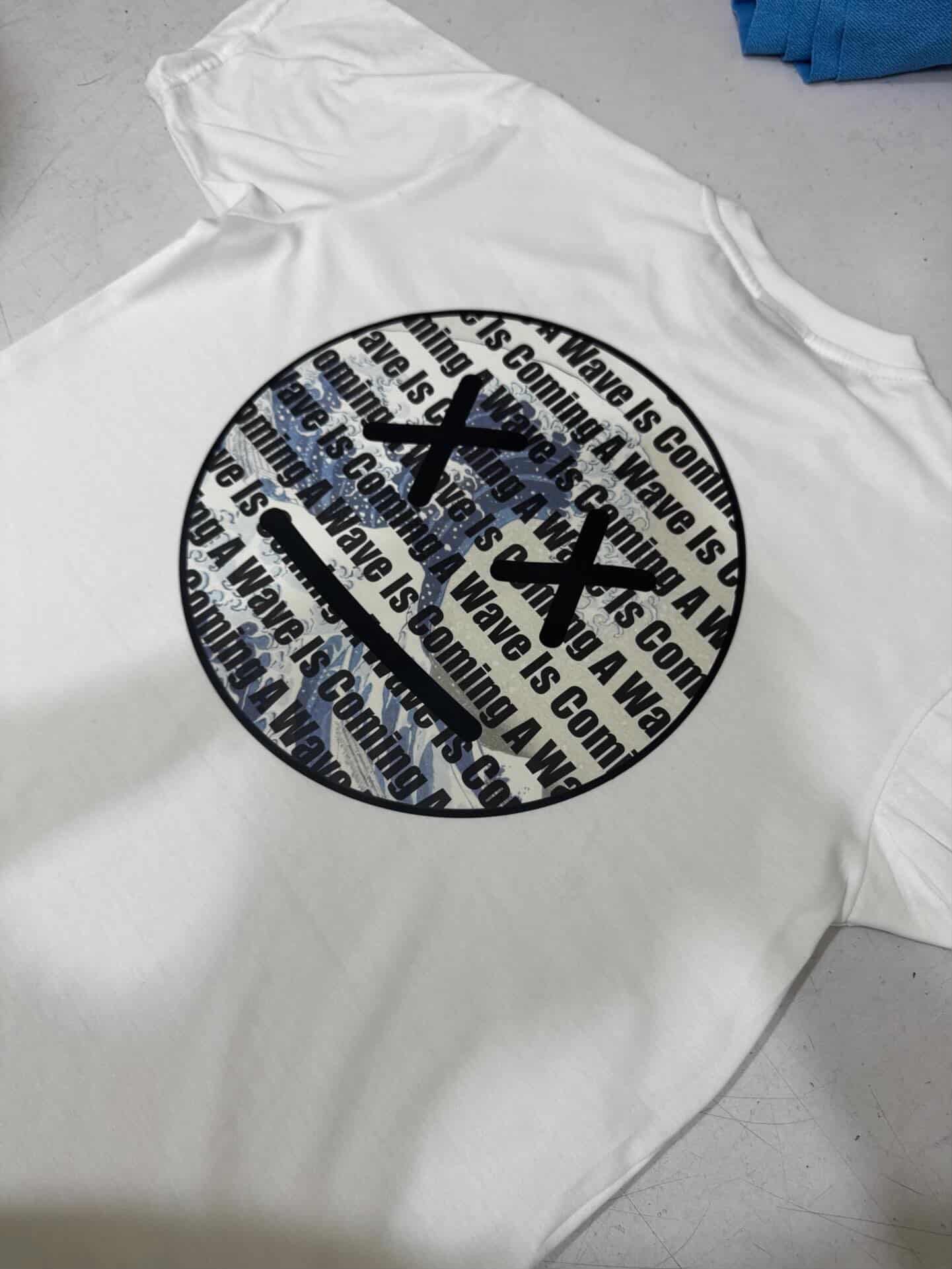 Wave Tee